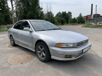 Mitsubishi Galant