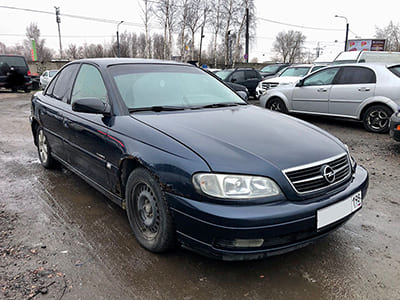 Opel Omega 2001